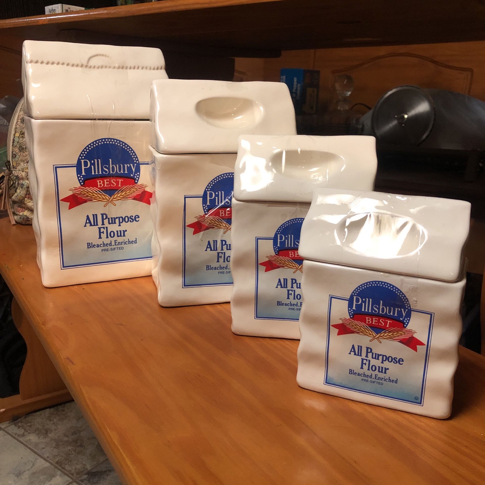Set Of 4 Pillsbury Best Ceramic containers 1988 Benjamin And Medwin N.Y N.Y