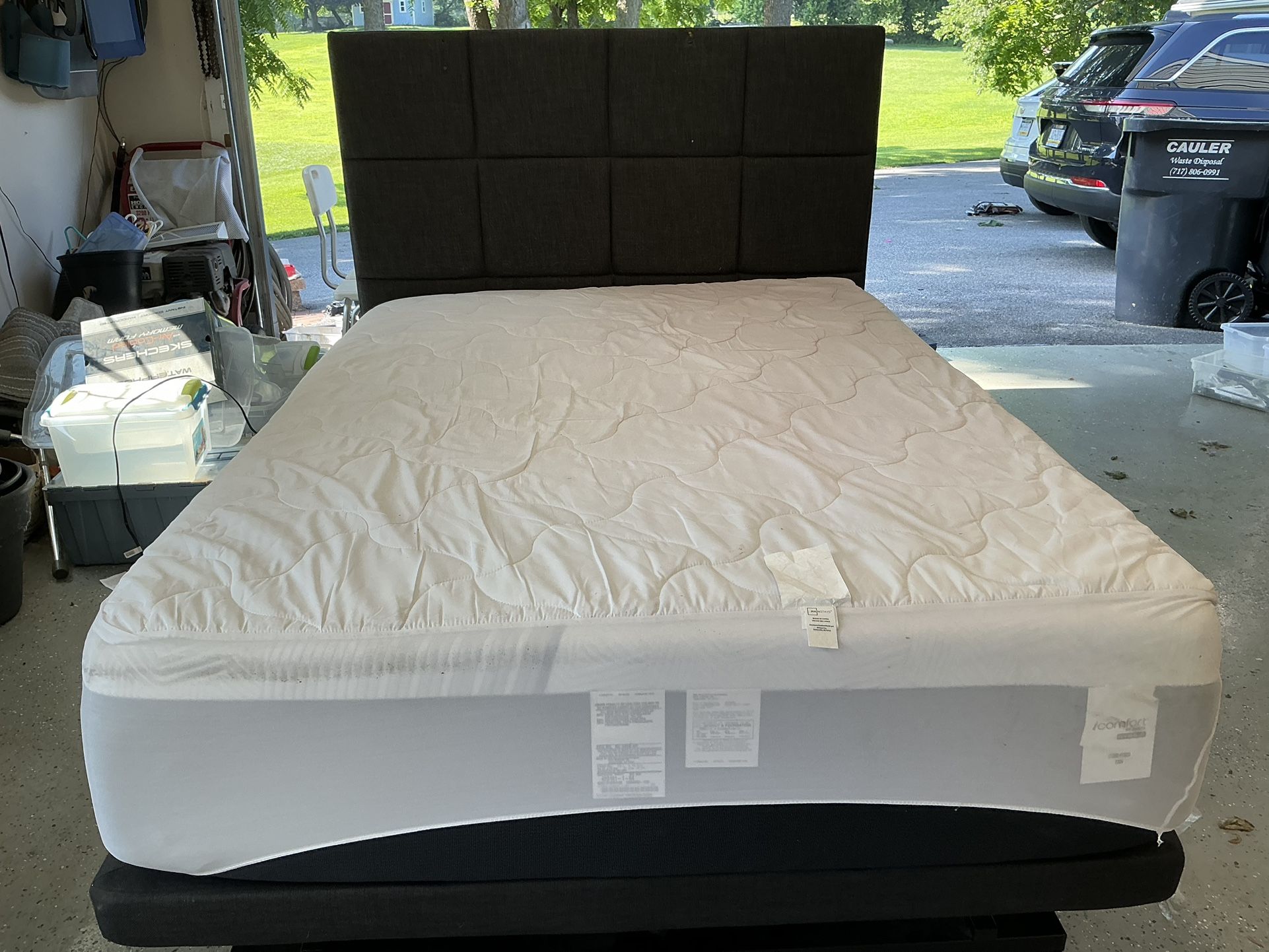 TwinXL Adjustable Bed