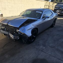 Parting Out 14 Challenger