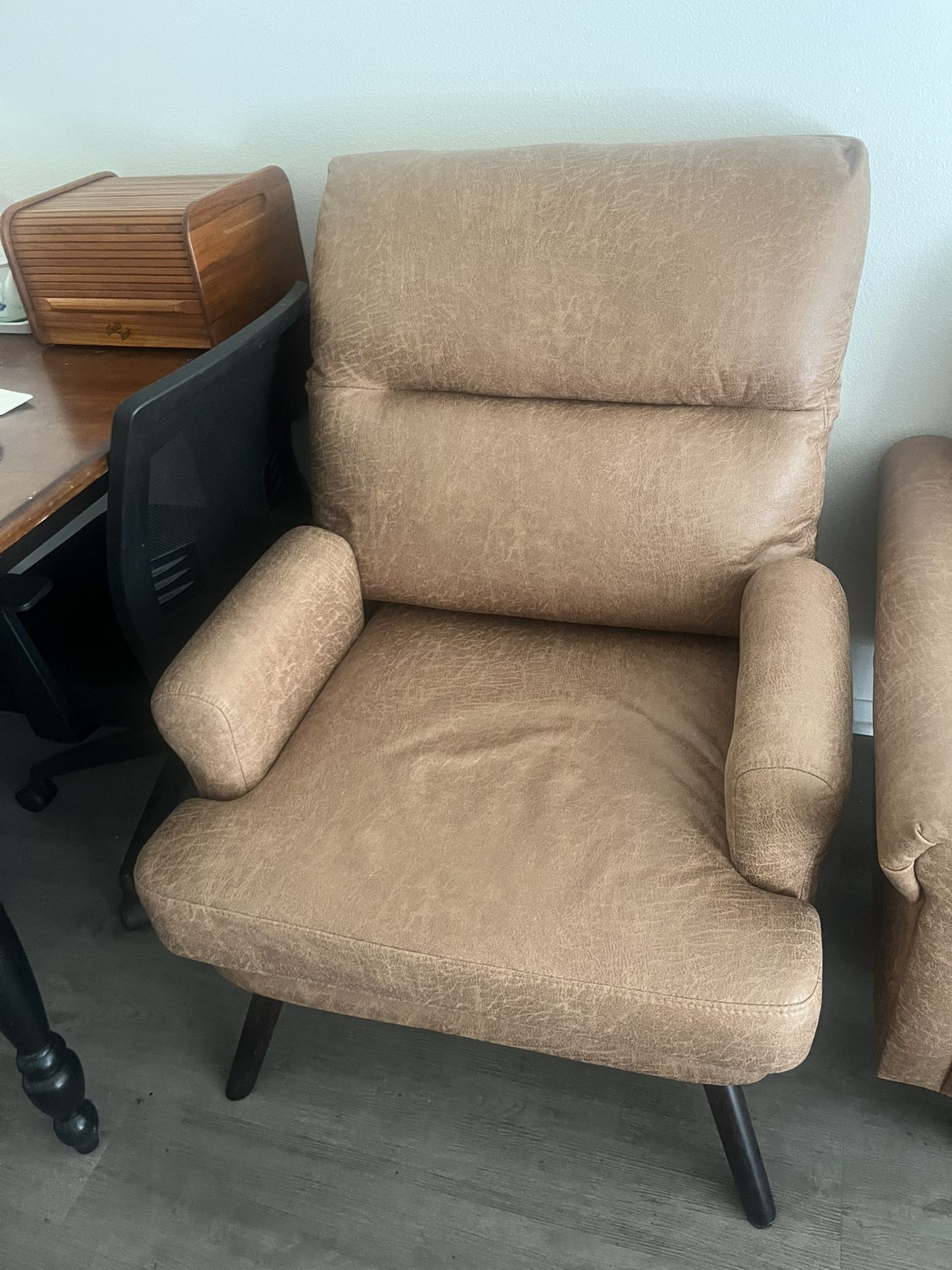 Single Sofa
