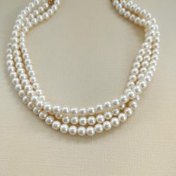 Faux Triple Strand Pearl Choker 