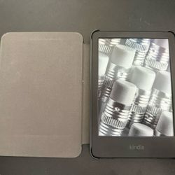 Kindle - Latest Generation 6 Inches