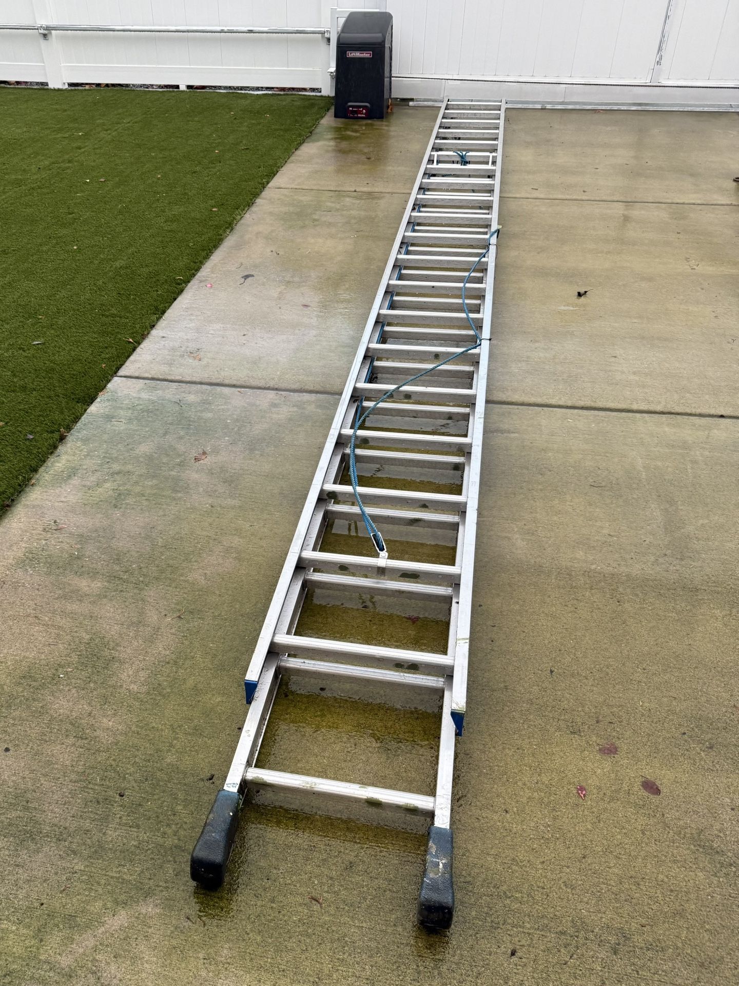 40 Foot Aluminum Extension Ladder