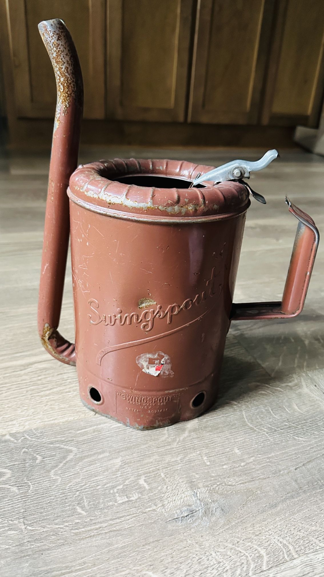 ANTIQUE 1920'S GAS STATION SWING SPOUT OIL DISPENSER