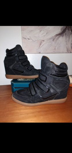Women's Aldo's Sneaker shoe wedges size 8
