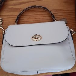 Nearly New Coach Purse With Gold Colored Hardware 