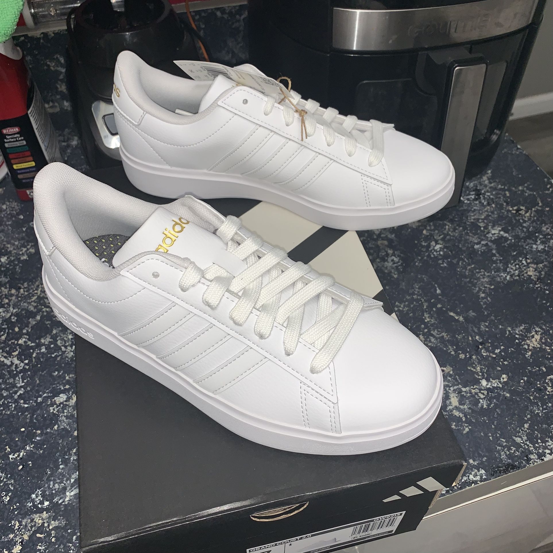 New In Box Women's adidas Sneakers Grand Court 2.0 Shoes Size 7