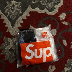 Hanes supreme socks