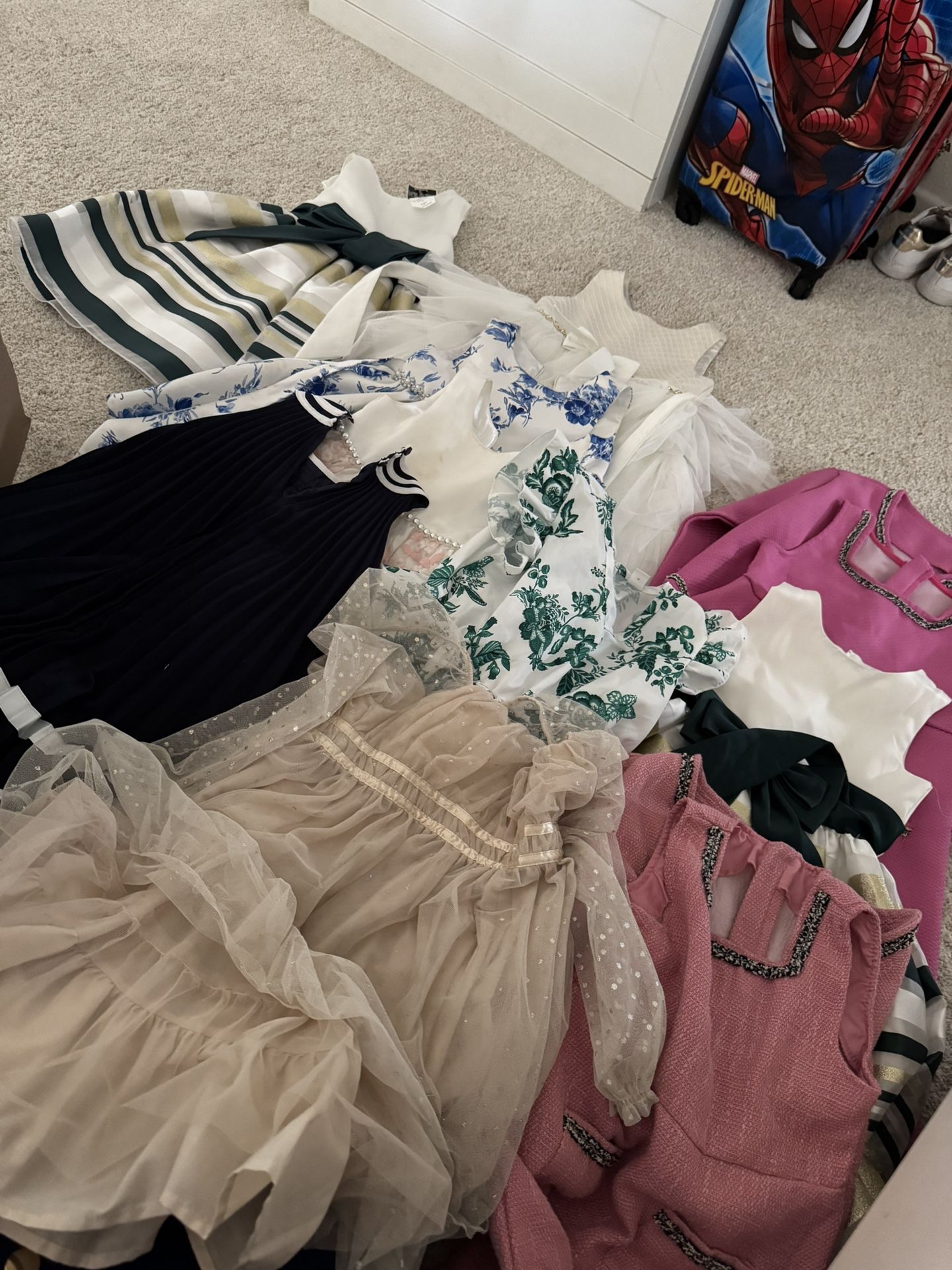 Pick Up Free Clothes Girl &dresses