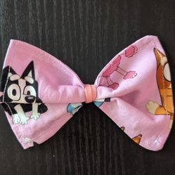 Bluey Playtime Bow – 5 Inch Handmade Cotton Hair Clip