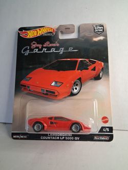 HOT WHEELS