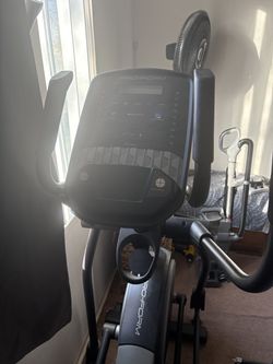 2024 New Proform Carbon EL Elliptical with LCD Display and Heart Rate Monitor - Tustin, CA