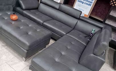 Ibiza Sectional With Ottoman