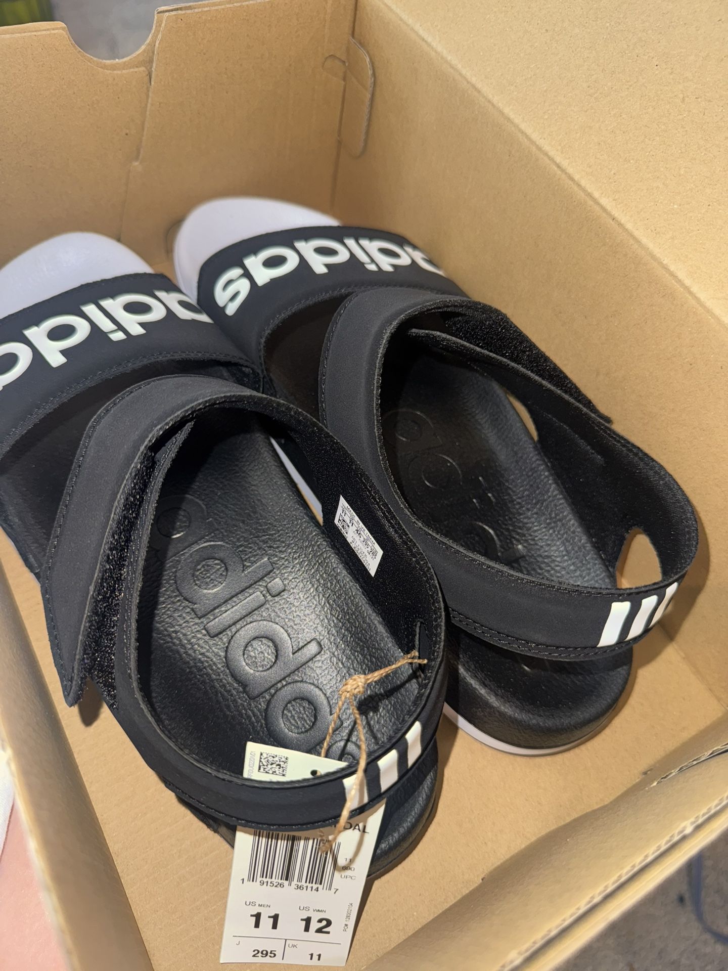 Men’s Adidas Sandals/Slides