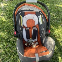 Graco sungride car  seat