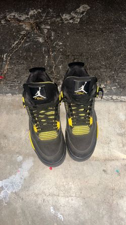 Jordan 4s