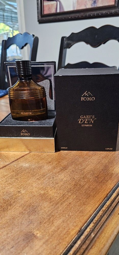 FOMO Gary's Den Le Parfum