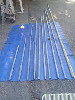Chain link top rail