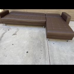 sectional Couch Brown Excellent Condition Lightly Has Been Used Synthetic Leather No Stains Ripped Burnt Pet
