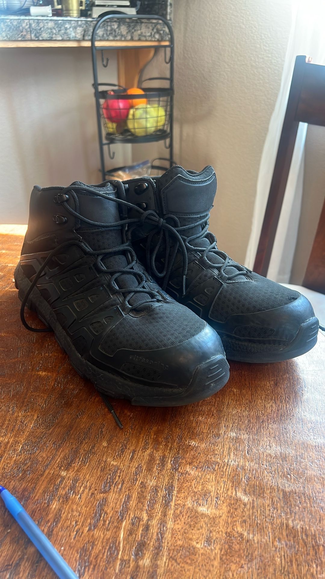 Men’s Black Wolverine Durashock Low Composite Toe Work Boots W211020 Size 12EW