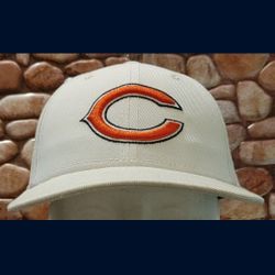 Chicago Bears Size 7 1/8 New Era 59FIFTY "WHITE PRIMARY LOGO" Hat (NW/OT) UNWORN! MINT CONDITION! Please Read Description.