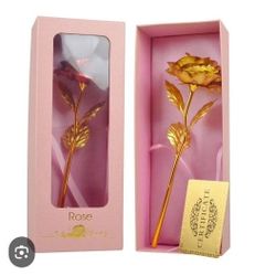 Reduced To $120 O.B.O✨️💎🎀24K gold-dipped real rose🎀💎✨️