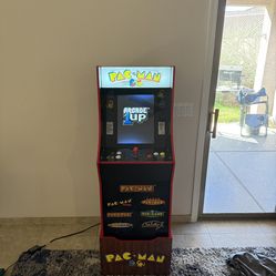 Pac-Man Arcade1Up 40th Anniversary + Riser | Multi-Game Arcade Machine - Excellent Condition