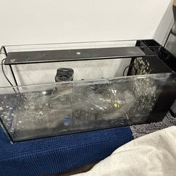 Innovative Marine 20 gallon nuvo fusion peninsula and accessories