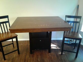 Table and 2 chairs