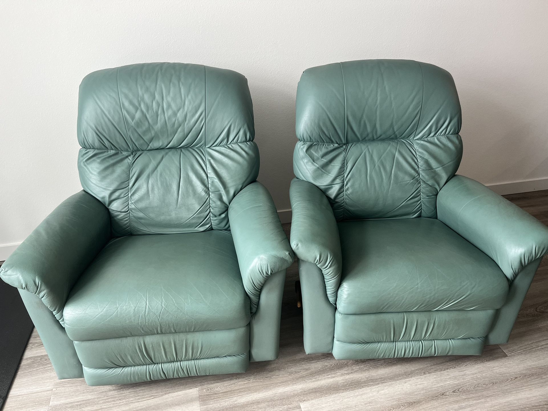 La-z-boy Lazy Teal Green Leather Recliners Rocker Set
