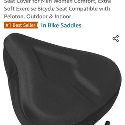 New BIKE GEL SEAT. SEE ALL PHOTO'S.  CASH PICKUP ONLY 