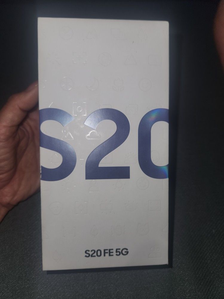 New SEALED BOX - SAMSUNG GALAXY S20