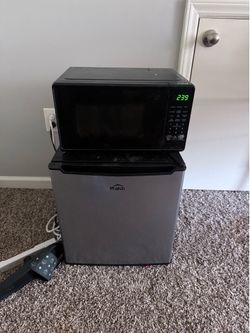 Microwave and Fridge