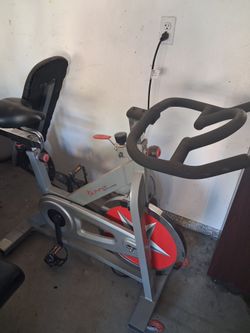 Sunny indor cycling bike.