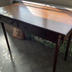 Free Desk