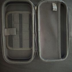 Insignia hard shell carrying case Nintendo switch