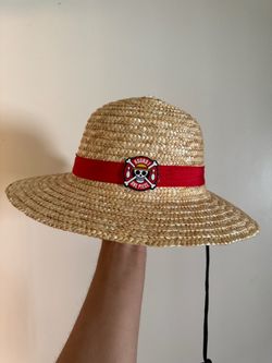 One Piece Round 1 Straw Hat & Keychains