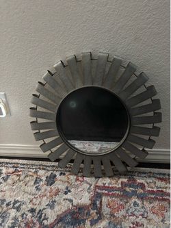 Round metallic accent mirror