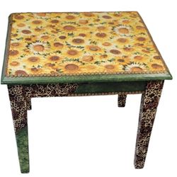 Sunflower Leopard Custom Side Table And Lamp