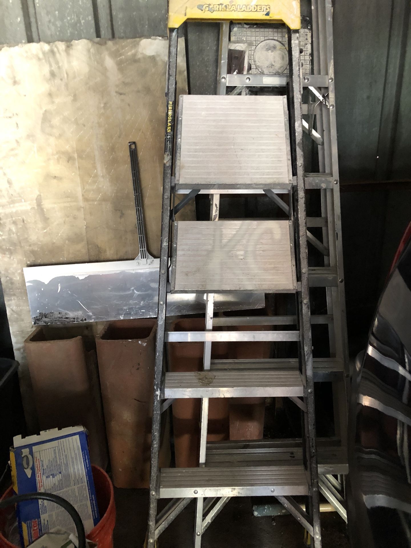 Gorilla ladder heavy duty $65