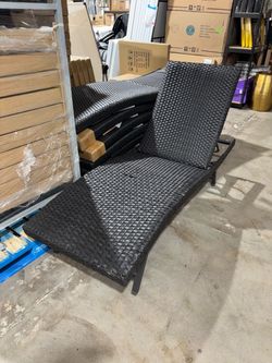 Member’s Mark Padded Wicker Chaise - Very Dark Brown / Black