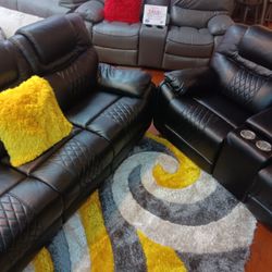 *Weekend Special!!!*---Stellar Santiago Black Leather Reclining Sofa/Loveseat Sets---Delivery And Financing Available😉