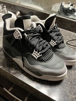 JORDAN 4 “Fear” SIZE 9