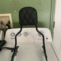 Sissy Bar Detachable