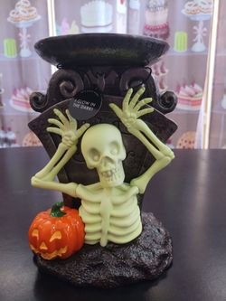 New BBW Halloween Skeleton Glow In The Dark Candle Holder Stand
