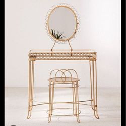 Urban Outfitters Gold Loop Metal Vanity