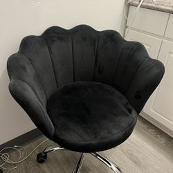 Vanity chair 