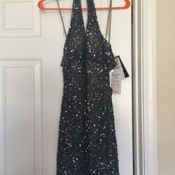 Brand New beautiful sequin halter backless cocktail dress Size 4