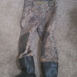cabellas waders chest used size 13 Hunting fishing work not tested