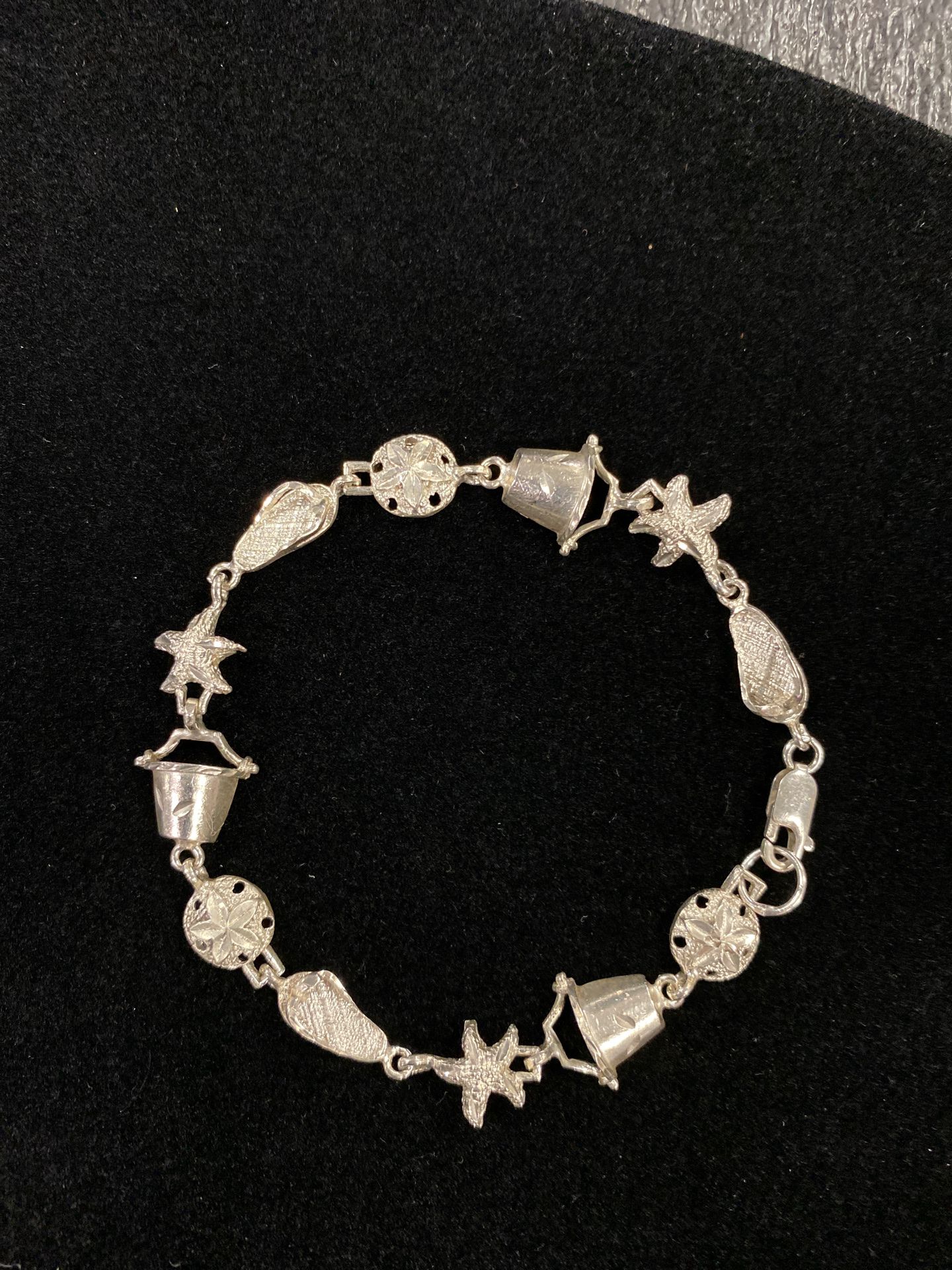 Silver .925 Textured 8” Diamond cut Nautical Bracelet